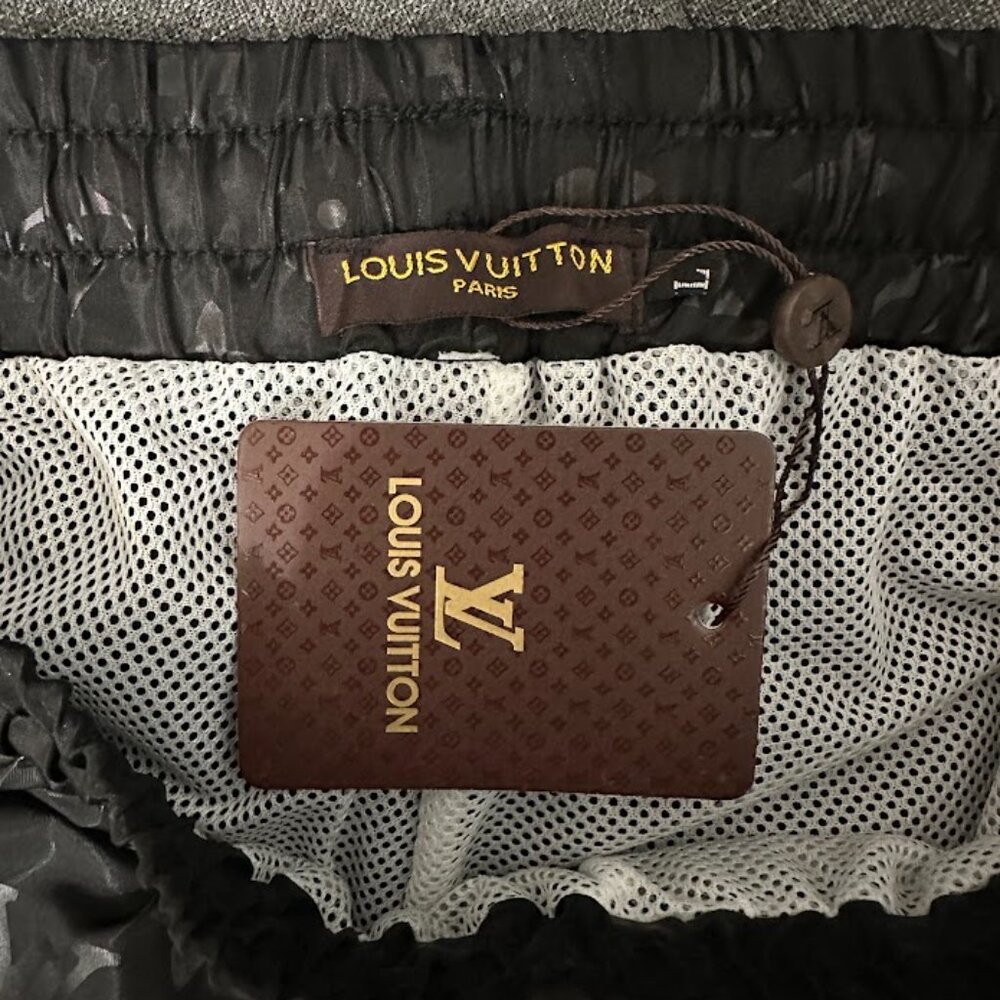 Men's Black Printed Swimming Trunks For The Pool Stylish Men's Short Size: M/L - Picture 6 of 9